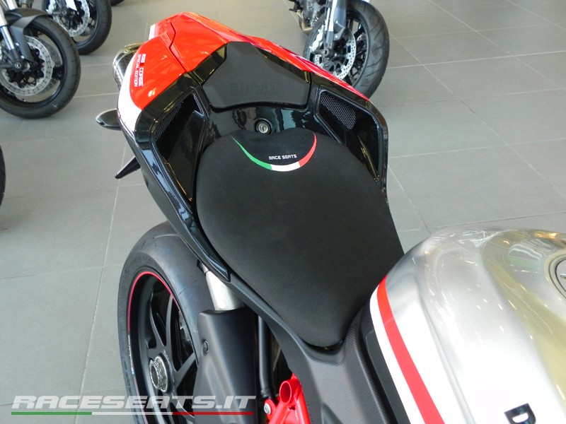 Ducati on sale 848 seat